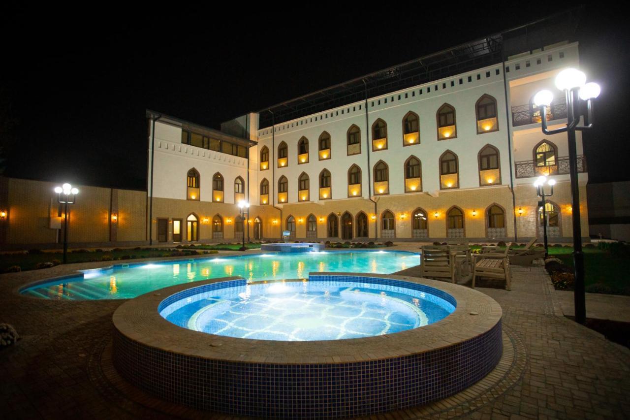 Rayyan Hotel Самарканд Екстериор снимка