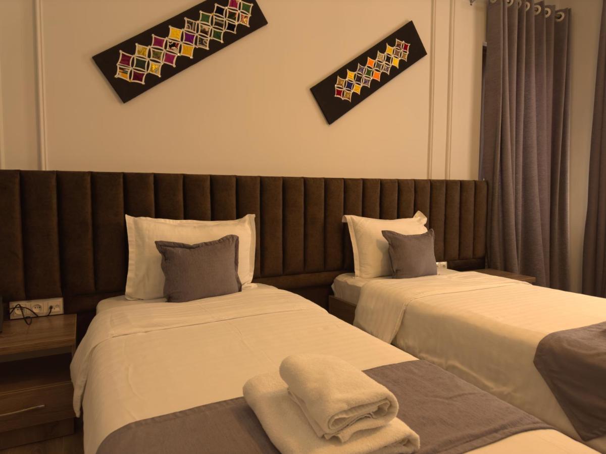 Rayyan Hotel Самарканд Екстериор снимка