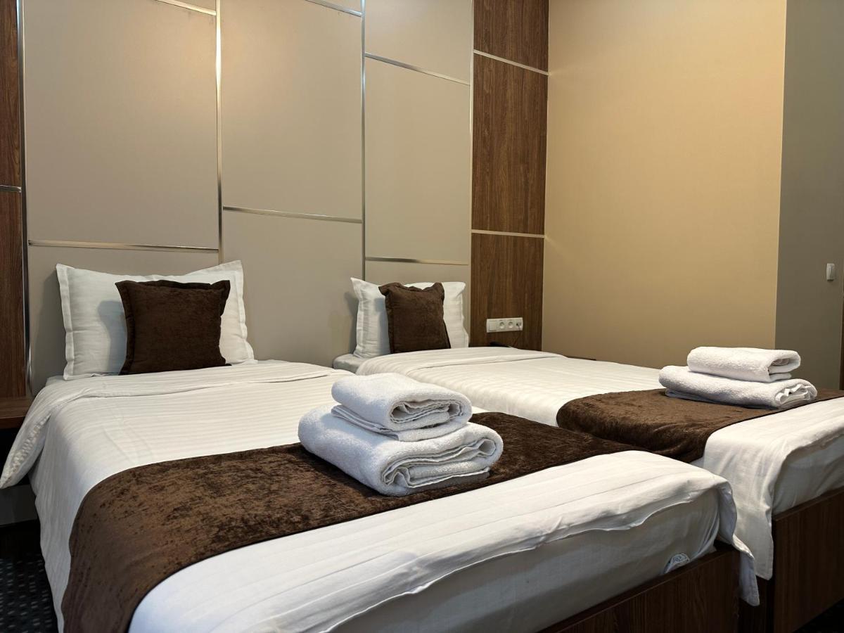 Rayyan Hotel Самарканд Екстериор снимка